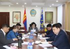 АЙМГИЙН ИТХ-ЫН ЗӨВЛӨЛИЙН ГИШҮҮДИЙН 2026 ОНЫ ЭХНИЙ ХУРАЛ ҮРГЭЛЖИЛЖ БАЙНА