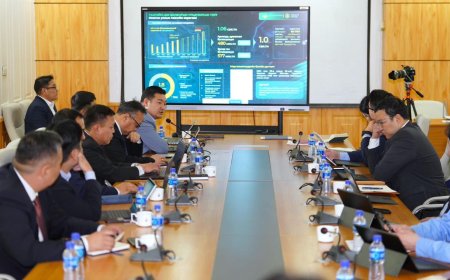 ГАН ҮЙЛДВЭРЛЭЛИЙН ЦОГЦОЛБОРЫН ТӨСЛИЙН ОУ-ЫН НЭЭЛТТЭЙ ТЕНДЕР ЗАРЛАХ БЭЛТГЭЛ АЖИЛ ХАНГАГДАЖ ДУУСЛАА